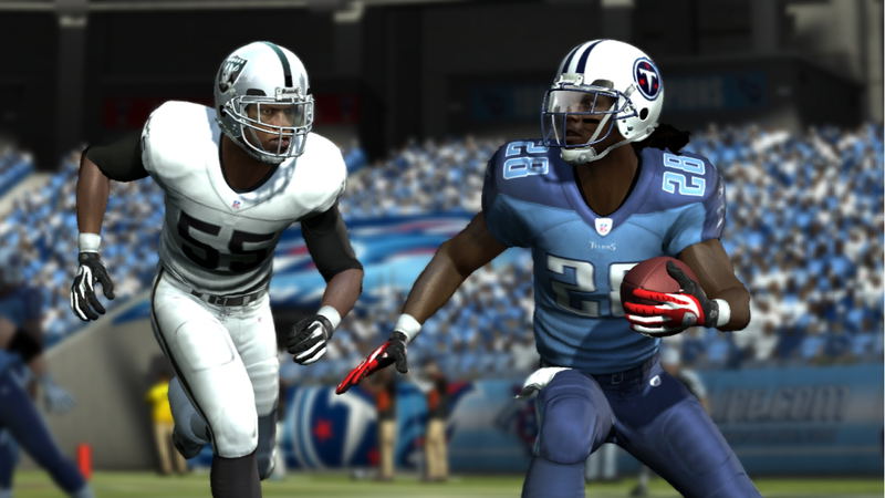 Madden NFL 11 image 9