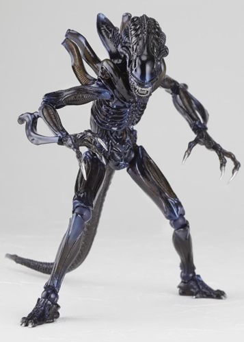 SCI-FI Revoltech Series No.0016 Pre-Painted PVC Figure: Alien Warrior (Re-Run) image 2