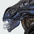 SCI-FI Revoltech Series No.0016 Pre-Painted PVC Figure: Alien Warrior (Re-Run) thumbnail 3