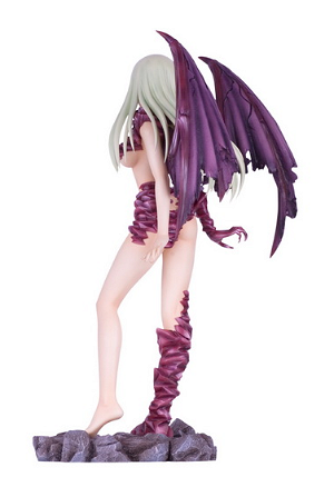 Dance in the Vampire Bund 1/6 Scale Pre-Painted Cold Cast Figure: Mina Tepes Kenshin Ver.