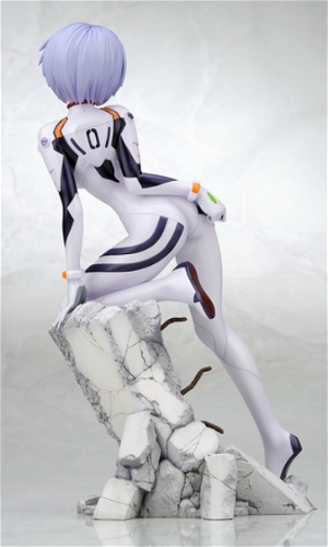 Neon Genesis Evangelion 1/7 Scale Pre-Painted PVC Figure: Rei