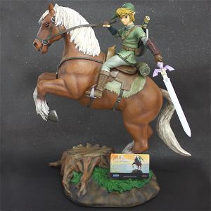The Legend of Zelda Twilight Princess Master Arts Statue:  Link on Epona