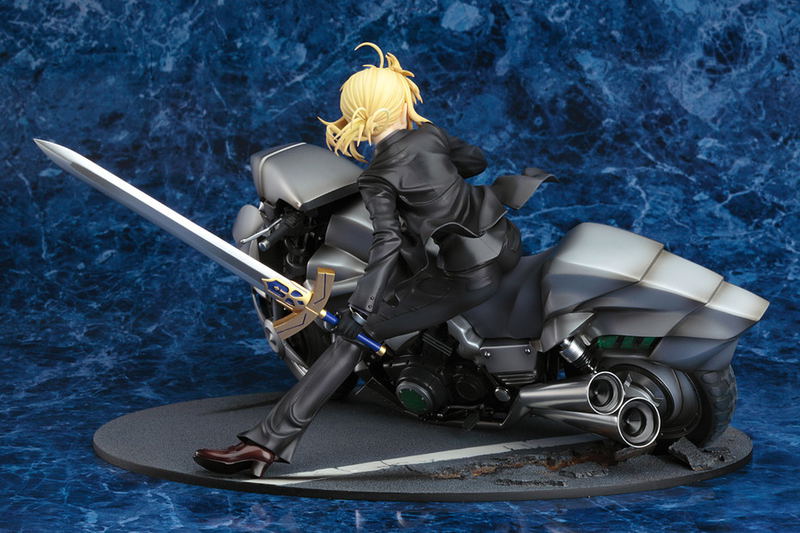 Fate/Zero 1/8 Scale Pre-Painted PVC Figure: Saber & Saber Motored Cuirassier (Re-run) image 7
