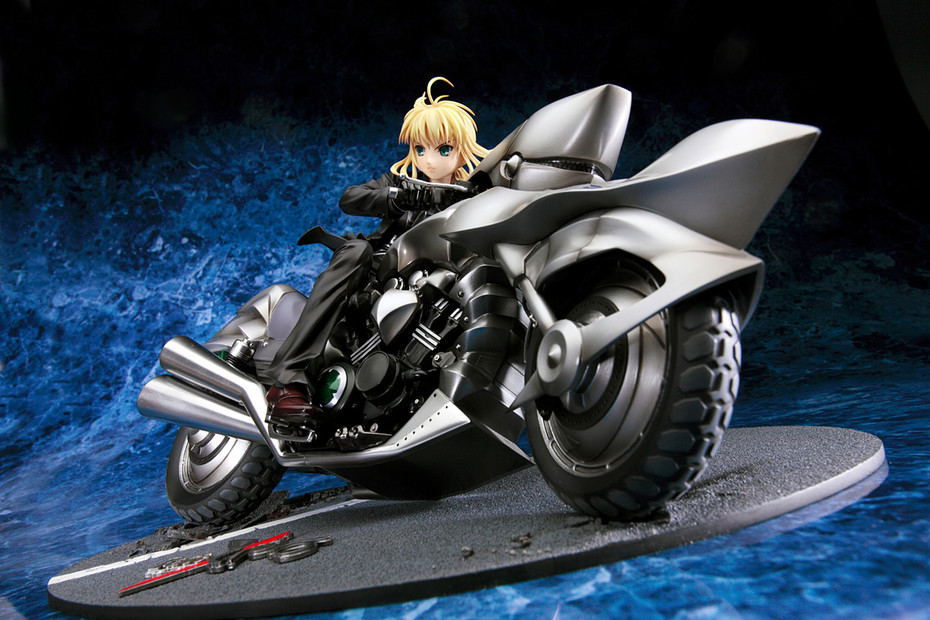 Fate/Zero 1/8 Scale Pre-Painted PVC Figure: Saber & Saber Motored