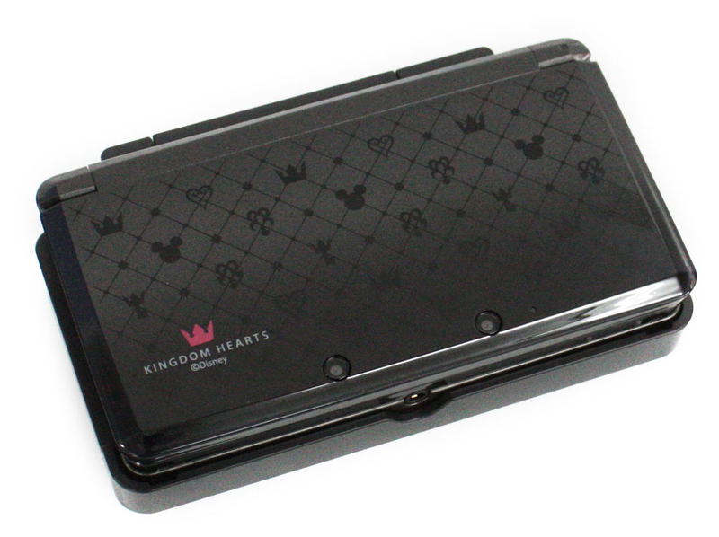 Nintendo 3DS (Kingdom Hearts 3D: Dream Drop Distance Edition) image 2