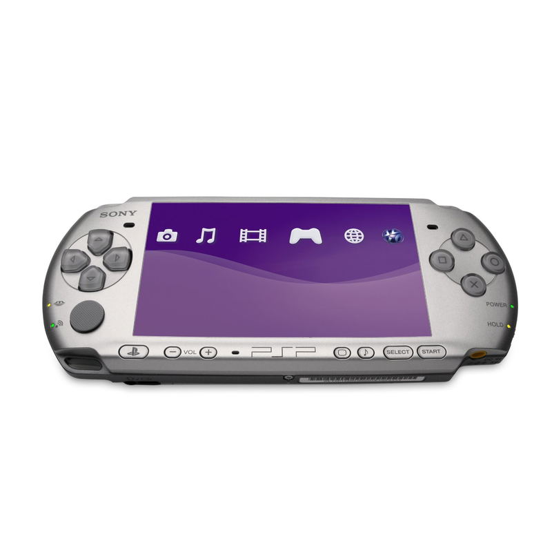 PSP 3000 Limited Edition Ratchet and Clank Entertainment Pack (Silver) image 3