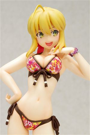Beach Queens - 1/10 Scale Pre-Painted PVC Figure: Saber (Fate/Extra Ver.)