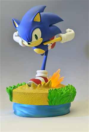 Sonic The Hedgehog - 15 inch Statue: Modern Sonic