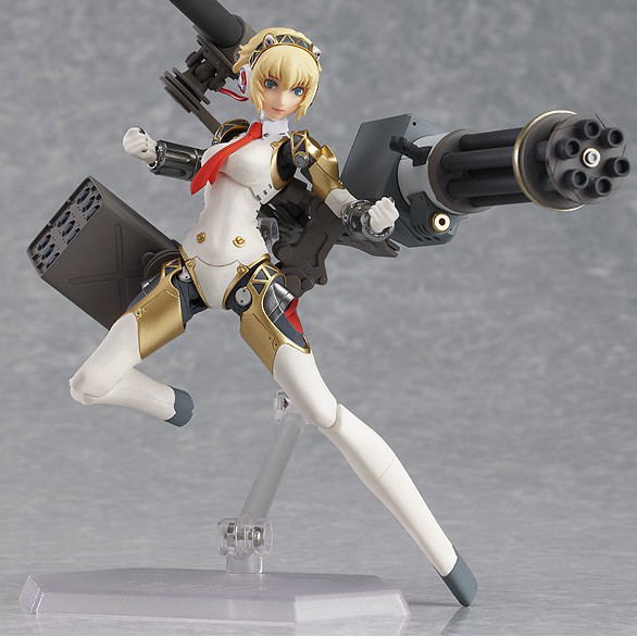 figma Persona 4 The ULTIMATE in MAYONAKA ARENA: Aigis: The ULTIMATE ver. image 2