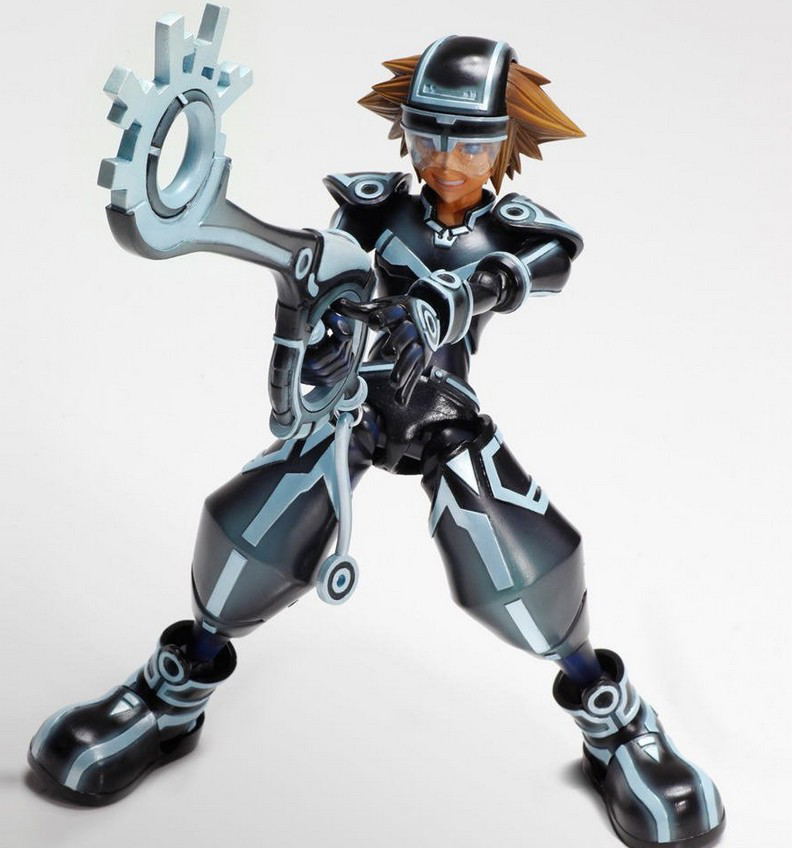 Kingdom Hearts 3D Dream Drop Distance Play Arts Kai Non Scale Pre-Painted Figure: Sora Tron Legacy Ver. image 4