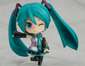 Nendoroid No. 300 Vocaloid Character Vocal Series 01: Hatsune Miku 2.0 thumbnail 8