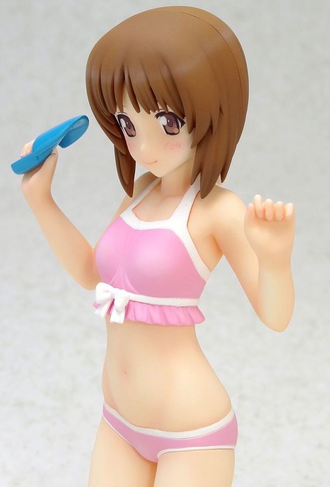 Beach Queens Girls und Panzer 1/10 Scale Pre-Painted Figure: Nishizumi Miho (Re-run) image 3