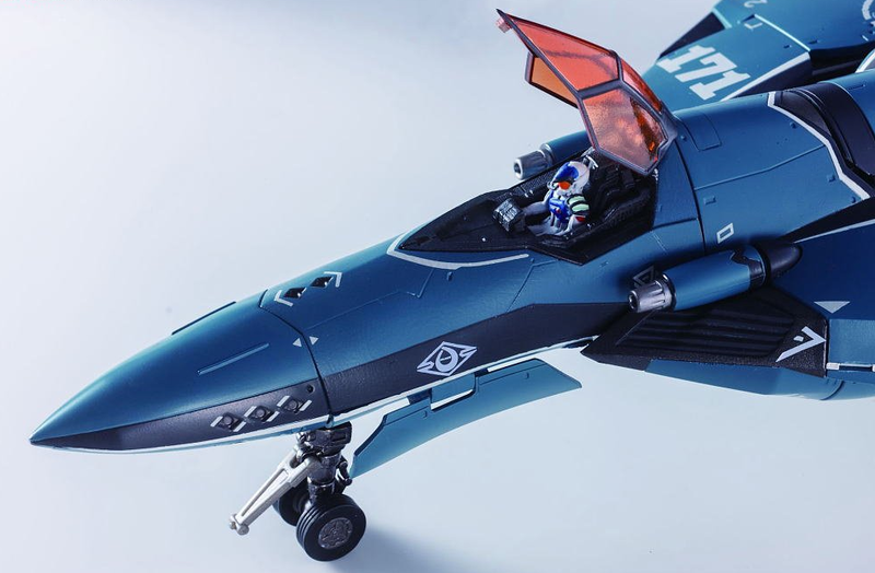 DX Chogokin VF-171 Macross Frontier: Nightmare Plus image 7