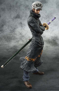 Excellent Model One Piece Sailing Again 1/8 Scale Pre-Painted PVC Figure: Trafalgar Law (Re-Run) thumbnail 6