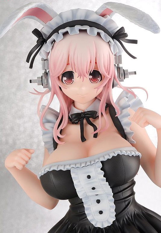 Nitro Super Sonic 1/4 Scale Pre-Painted PVC Figure: Super Sonico: Bunny Ver. image 2