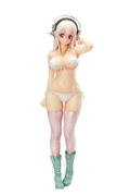 Nitro Super Sonic 1/5 Scale Pre-Painted PVC Figure: Super Sonico Sonicomi Package ver. thumbnail 1