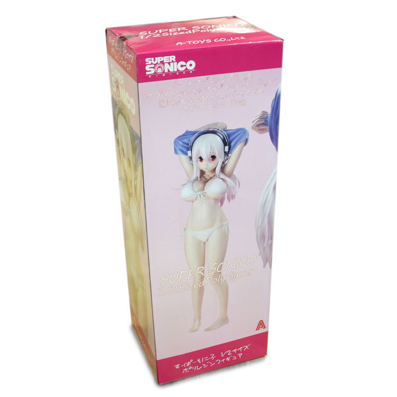 Nitro Super Sonic 1/2 Scale Pre-Painted Polyfigure: Super Sonico