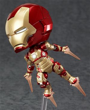 Nendoroid No. 349 Iron Man Mark 42: Hero`s Edition + Hall of Armor Set