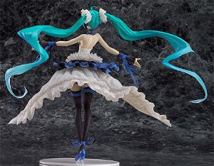 7th Dragon 2020 1/7 Scale Pre-Painted PVC Figure: Hatsune Miku Type 2020