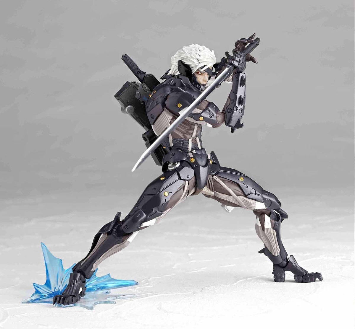 Revoltech Yamaguchi Series No.140 Metal Gear Solid Rising