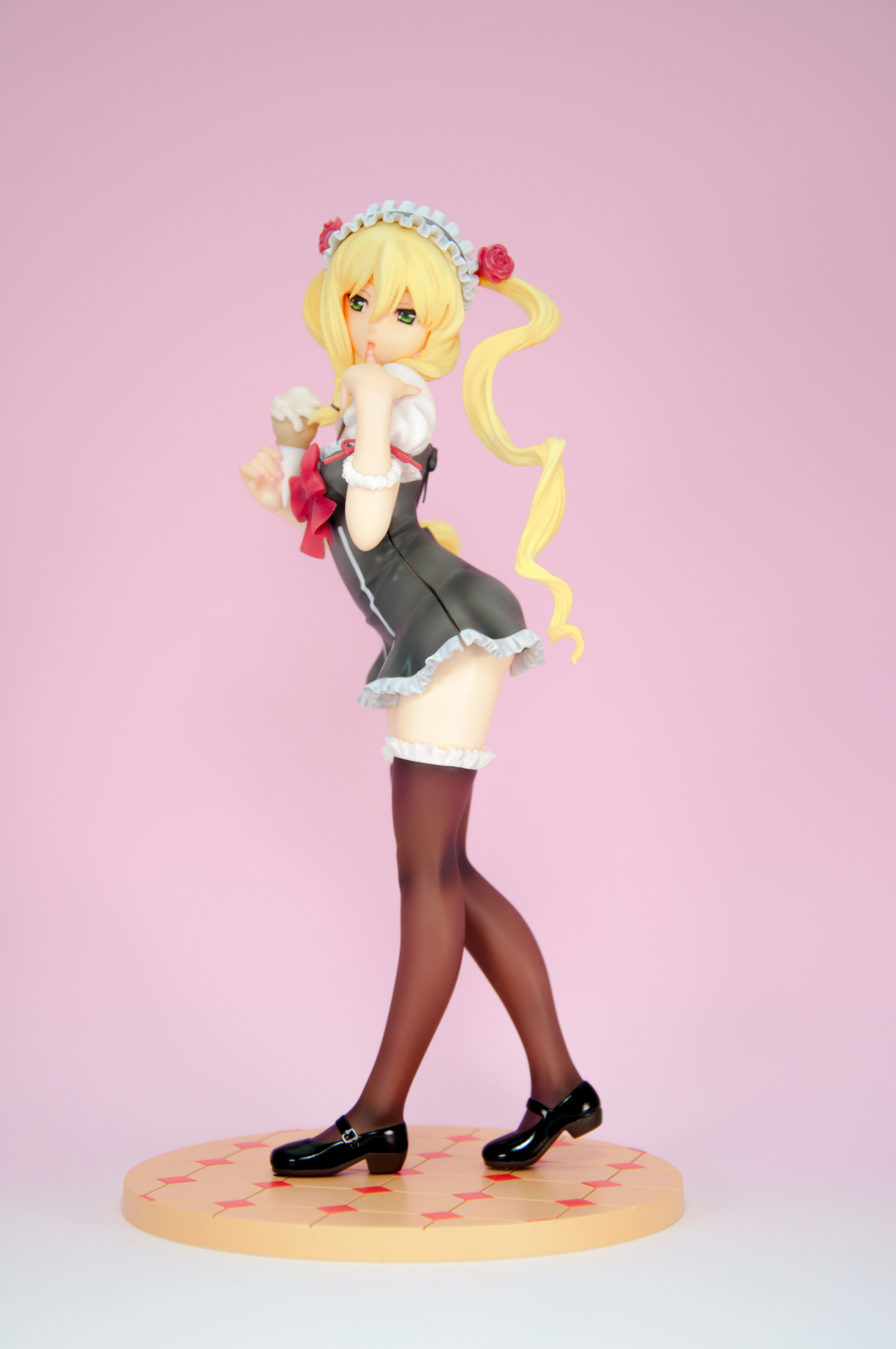 Maken-ki! Precious Collection 1/8 Scale Pre-Painted PVC Figure