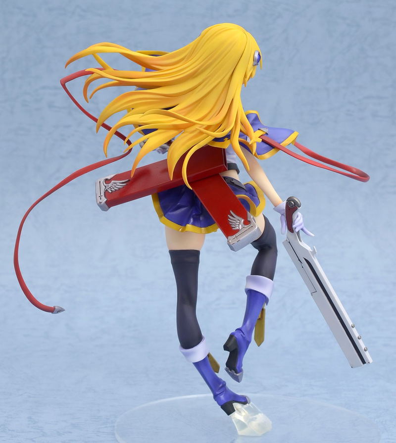 BlazBlue Chrono Phantasma 1/7 Scale Pre-Painted Figure: Noel Vermillion (Re-run) image 12