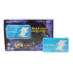 Nintendo 3DS Monster Hunter Hunter Pack (Limited Console Bundle)