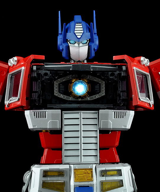 トランスフォーマー ULTIL UM-01 OPTIMUS PRIME Transformers Ultimetal UM-01: Optimus Prime