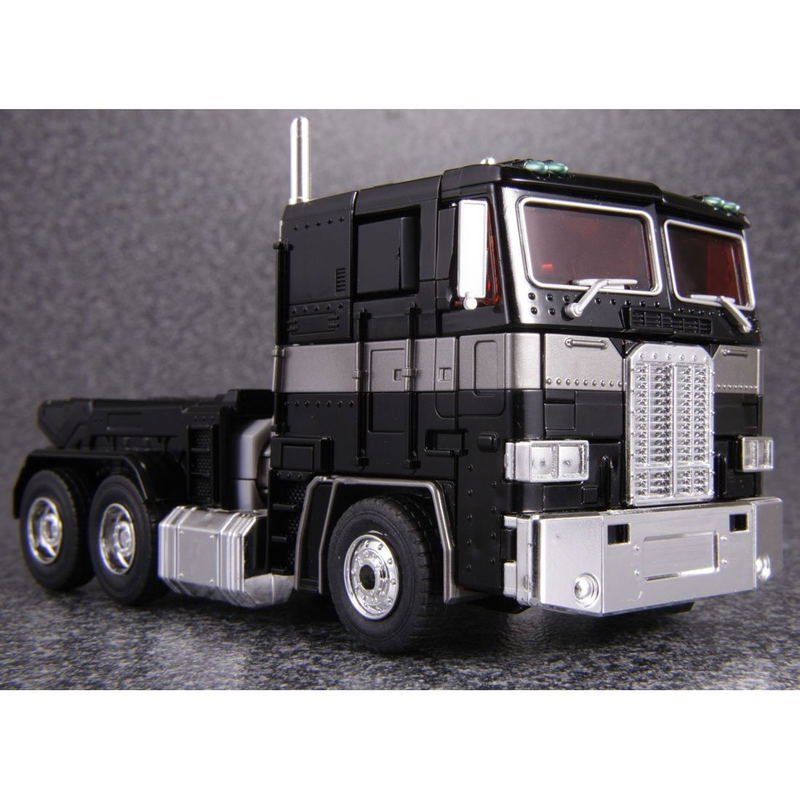 Master Piece Transformers: MP 10B Black Convoy image 4