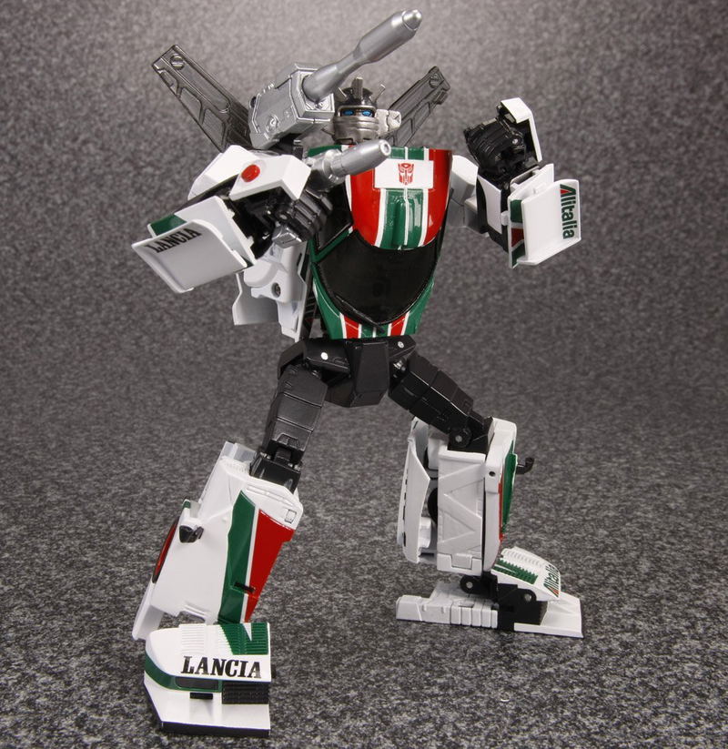 Masterpiece Transformers: MP-20 Masterpiece Wheeljack image 6