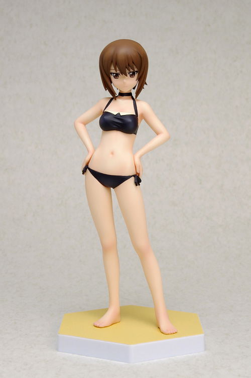 Beach Queens Girls und Panzer 1/10 Scale Pre-Painted Figure: Nishizumi Maho (Re-run) image 2