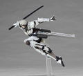 Revoltech Yamaguchi Series No.140EX Metal Gear Solid Rising Revengeance: Raiden White Armor thumbnail 4