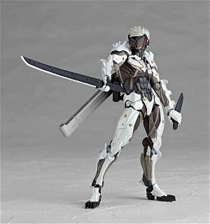 Revoltech Yamaguchi Series No.140EX Metal Gear Solid Rising Revengeance: Raiden White Armor