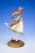 Spice and Wolf 1/8 Scale Pre-Painted Figure: Holo Renewal Package Ver. (Re-run) thumbnail 5