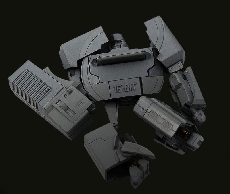Transformers: Mega Drive Megatron image 5