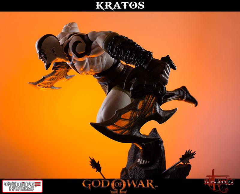 God of War Statue: Lunging Kratos image 10