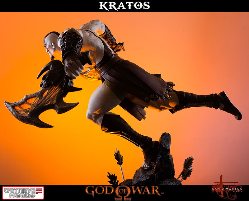 God of War Statue: Lunging Kratos image 9