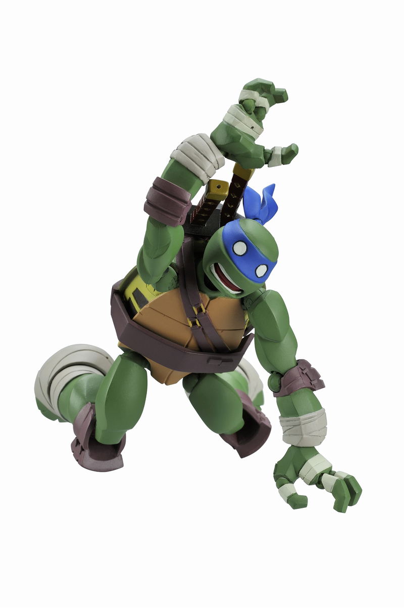 Revoltech Teenage Mutant Ninja Turtles: Leonardo (Re-run) image 3