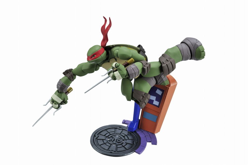 Revoltech Teenage Mutant Ninja Turtles: Raphael (Re-run) image 3