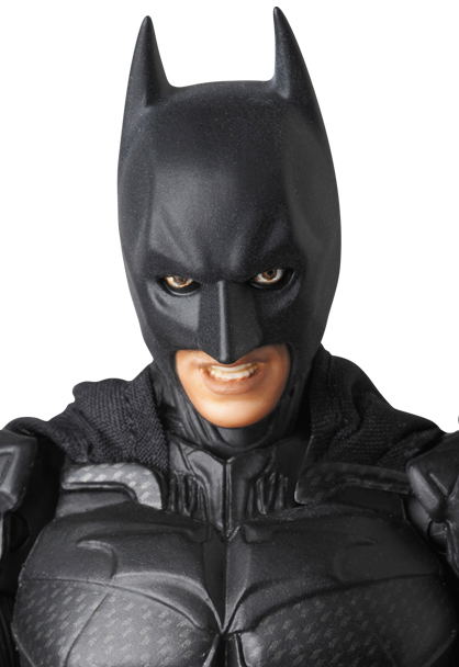 Mafex The Dark Knight: Batman Ver.2.0 image 8
