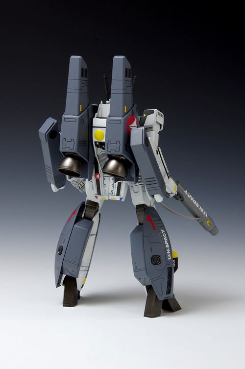 The Super Dimension Fortress Macross 1/100 Scale Model Kit: VF-1S Super Valkyrie Battroid Roy Focker Custom image 2