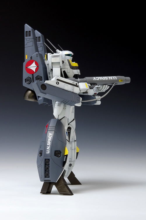 The Super Dimension Fortress Macross 1/100 Scale Model Kit: VF-1S Super Valkyrie Battroid Roy Focker Custom image 4