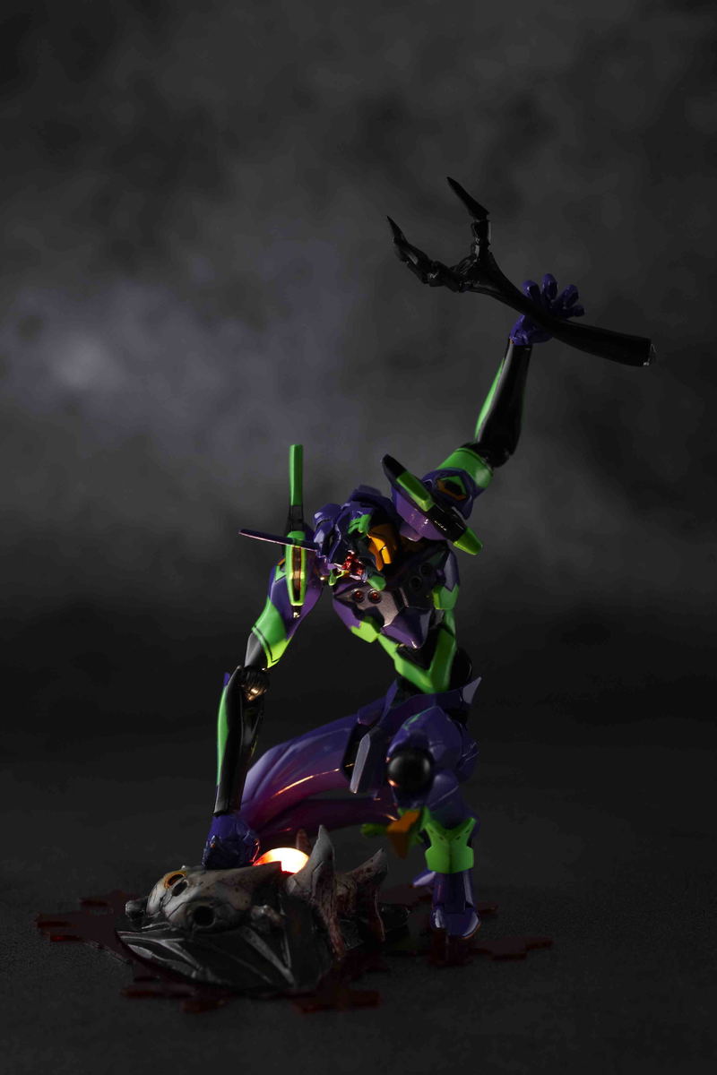 Revoltech Yamaguchi Series No.100 Rebuild of Evangelion: EVA Unit 01 (Re-run) image 12
