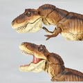 Legacy Of Revoltech: Tyrannosaurus thumbnail 3