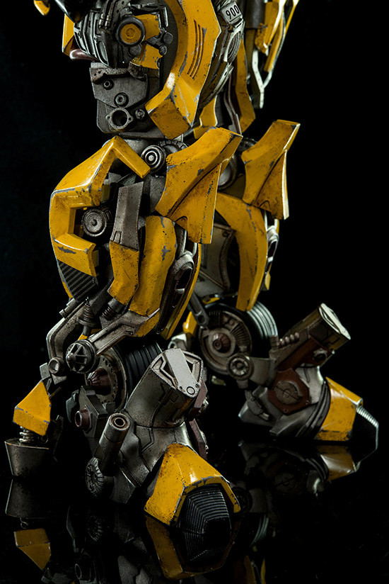 Transformers Dark of the Moon: Bumblebee image 8