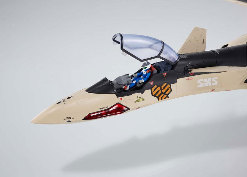 DX Chogokin Macross Frontier: VF-19 Advance image 12