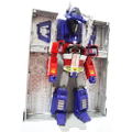 Masterpiece Transformers: MP-10 Convoy thumbnail 9