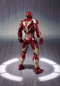 S.H.Figuarts Avengers Age of Ultron: Iron Man Mark 43 (Re-run) thumbnail 7