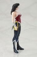 ARTFX+ DC Comics New 52 1/10 Scale Pre-Painted Figure: Wonder Woman (Re-run) thumbnail 4