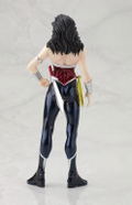 ARTFX+ DC Comics New 52 1/10 Scale Pre-Painted Figure: Wonder Woman (Re-run) thumbnail 5